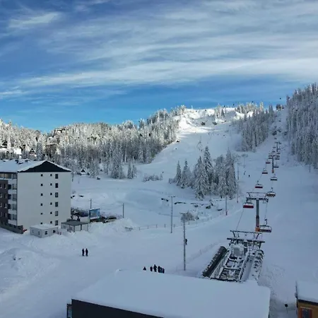 Apartment Snow Base *